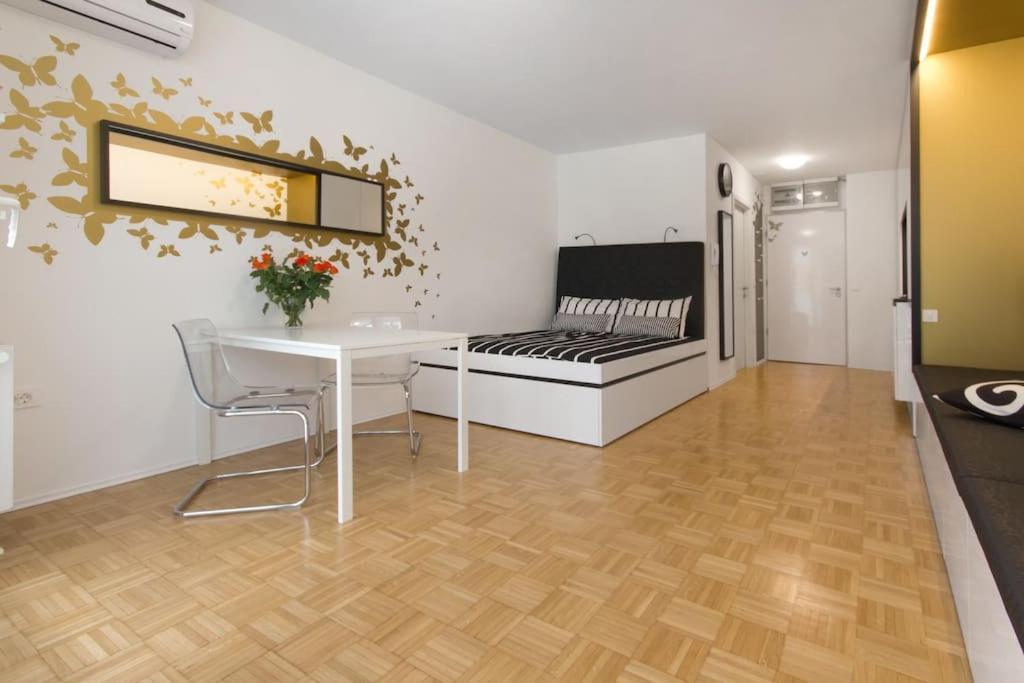 Gorgeous Central Flat With Garage Lublana Zewnętrze zdjęcie